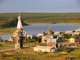 Село Варзуга. Не Ловозеро - но красиво