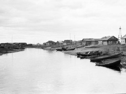 Село Ловозеро, речка Вирма. 1950-е