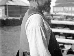 1910 год, с.Ловозеро. Фотограф Gustaf Hallström
