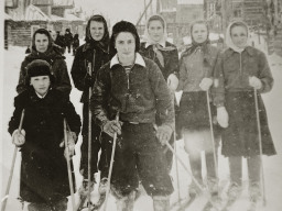 Лыжники. Село Поной. 1960-е