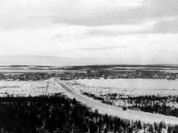 Панорама Ловозеро. 1974 год. Некоторых строений еще нет. Из фотоархива А.Пшеничникова