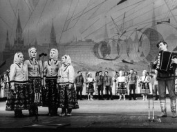 Выступление Ловозерского хора на сцене Кремлевского Дворца съездов. 1972 год
