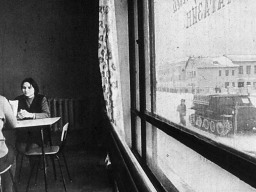 Ловозеро. В кафе - кулинарии универмага "Тундра" на Советской улице. Середина 1960-х