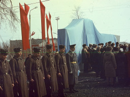 Открытие памятника ловозерцам, погибшим в Великой Отечественной войне. Ловозеро. 1980-е