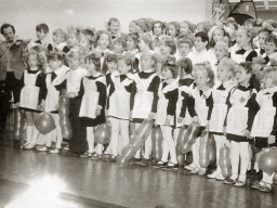 Детский хор под управлением Евгения Михайловича Геллера. Ловозеро. 1980-е