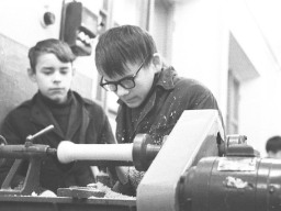 Урок труда в Ловозерской школе-интернате. 1970 год