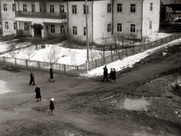 Вид на здание  райисполкома. Ловозеро. Начало 1960-х